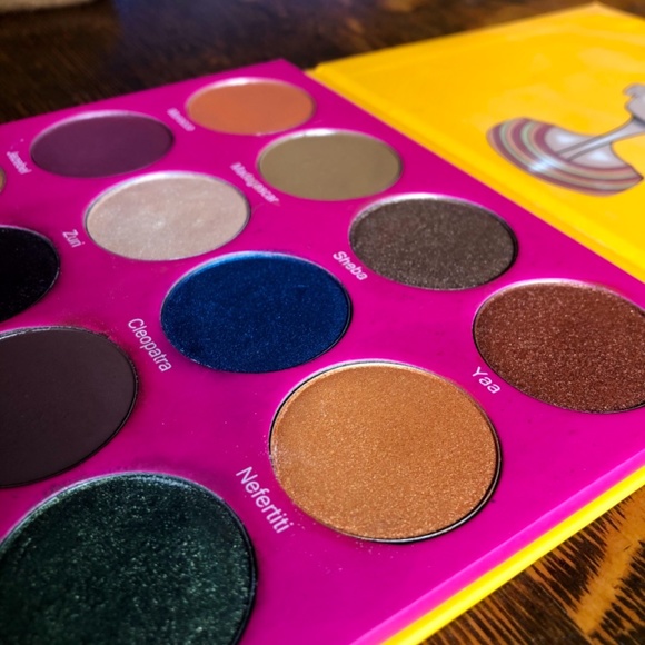 Juvia’s Place The Nubian 2 Eyeshadow Palette - Picture 3 of 3